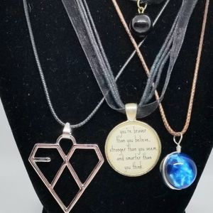 4 PC Necklace/Choker Set